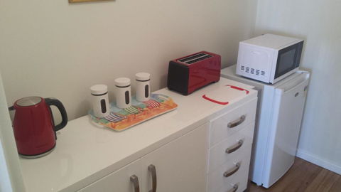 Alexander Drive B & B - Tourism TAS 5