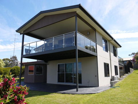 Luxury Near Old Pier Beach - Tourism TAS 2