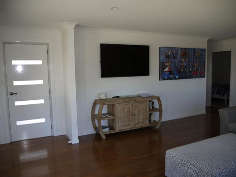 Westwood Villas Bridport - Tourism TAS 3