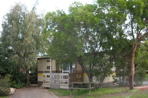 Triabunna Cabin And Caravan Park - Tourism TAS 3