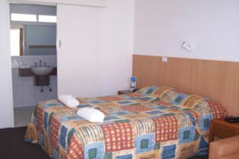 Yea Motel - Tourism TAS 3