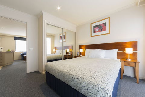 Canberra Parklands Central - Tourism TAS 6