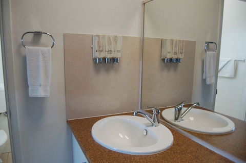 Slipway Hotel Motel - Tourism TAS 3