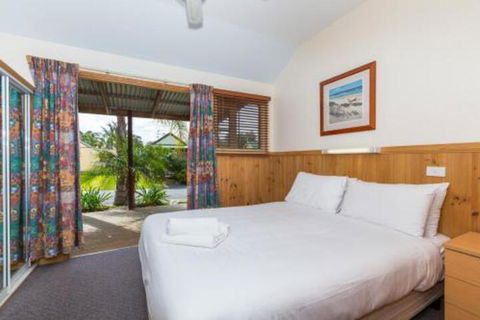 Batemans Bay Marina Resort - Tourism TAS 3