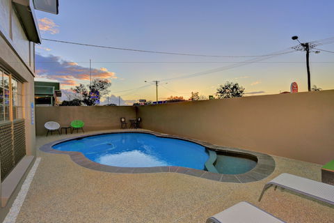 Chalet Motor Inn - Tourism TAS 5