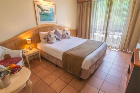 Capricorn Resort Yeppoon - Tourism TAS 3