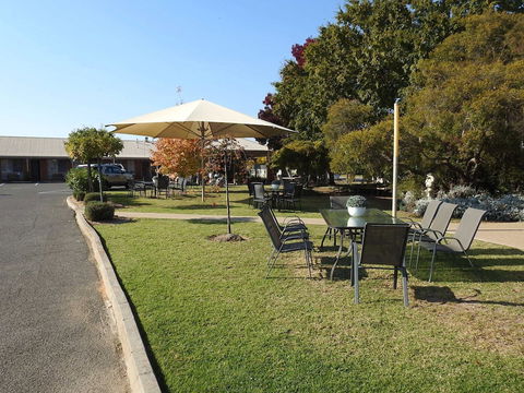Wine Village Motor Inn - Tourism TAS 0