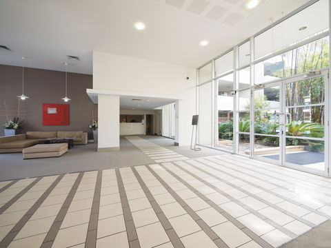 Oaks Brisbane Mews Suites - Tourism TAS 4