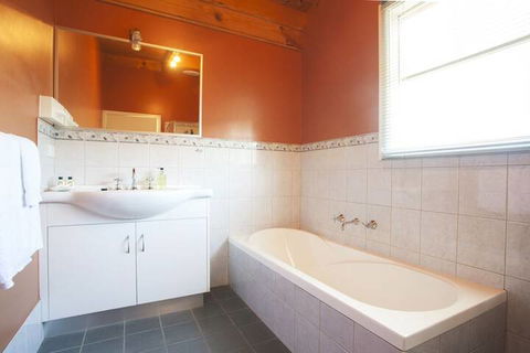 Beechworth Cedar Cottages - Tourism TAS 5