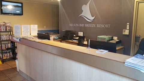 Nelson Bay Breeze Holiday Apartments - Tourism TAS 4
