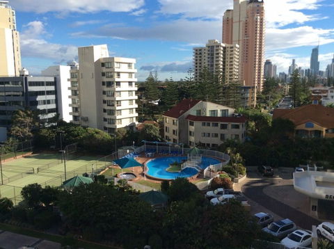 Pacific Resort Broadbeach - Tourism TAS 1