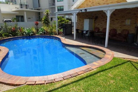 Cotton Tree Beach Motel - Tourism TAS 4