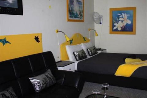 Cotton Tree Beach Motel - Tourism TAS 6