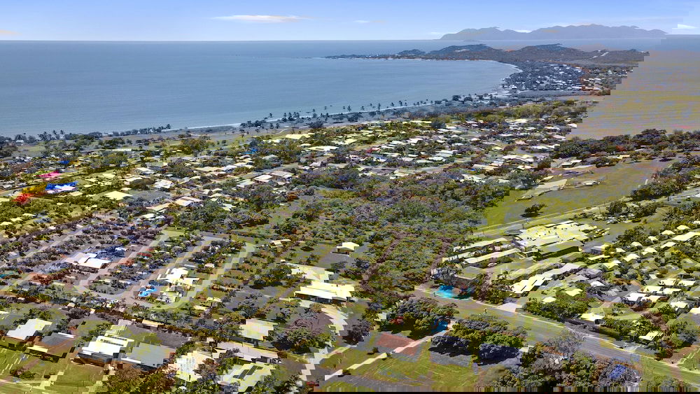 Merinda QLD Tourism TAS