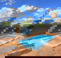 Cousins Motor Inn - Tourism TAS