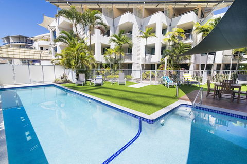 Beach Club Resort - Tourism TAS 4