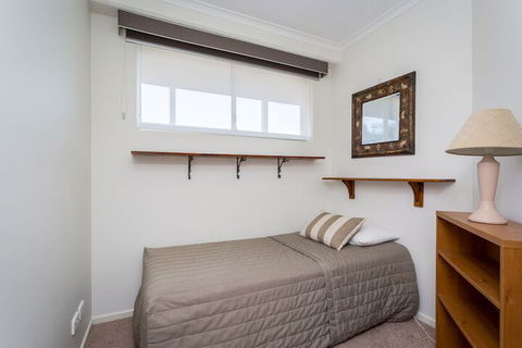 Kirra Beach Apartments - Tourism TAS 6