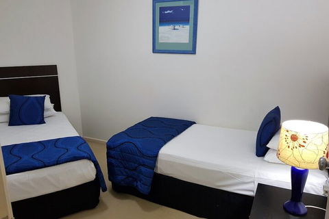Kirra Beach Apartments - Tourism TAS 5