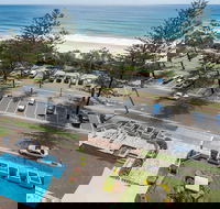Southern Cross Beachfront Holiday Apartments - Tourism TAS