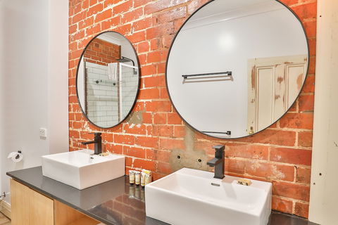 Indulge Apartments - Eighth Street - Tourism TAS 3