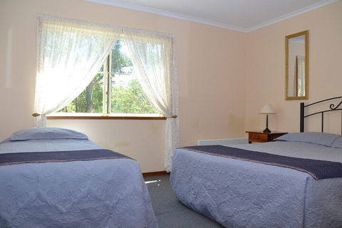Avoca Cottages - Tourism TAS 2