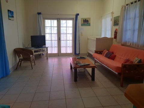 Arcadia Beach Guest House - Tourism TAS 6