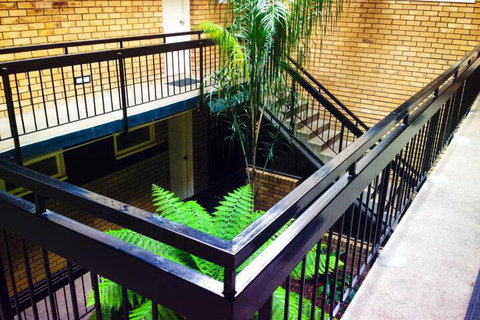 George Powlett Apartments - Tourism TAS 6