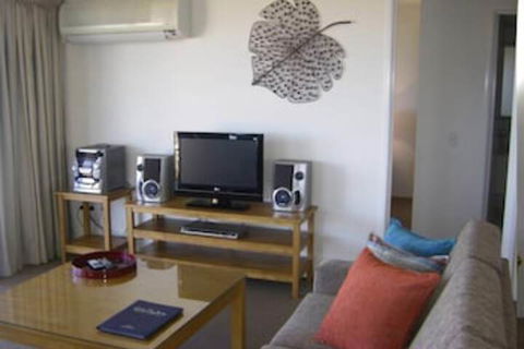 Meridian Caloundra - Tourism TAS 4