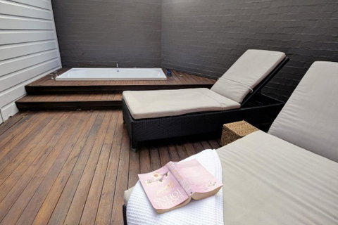 BEACH BAY BEE PET FRIENDLY - Tourism TAS 4