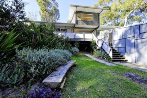 Macondo Seal Rocks - Hobart Tourism 3