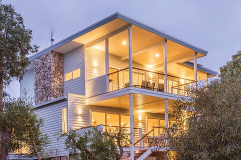 Beach Haven - Hobart Tourism 2