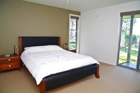 Banyula 103 Neville Morton Drive - Hobart Tourism 2