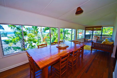 Rosemaree 24 East Street - Tourism TAS 6