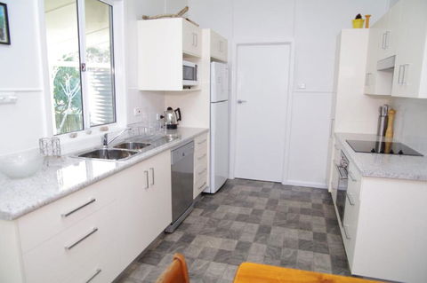 Fleur Cottage 7 Willow Street - Tourism TAS 5