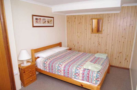 Beachfront 5 25 Willow Street - Tourism TAS 6
