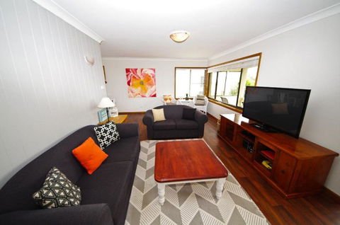 Breakaway 11 Scott Street - Tourism TAS 2