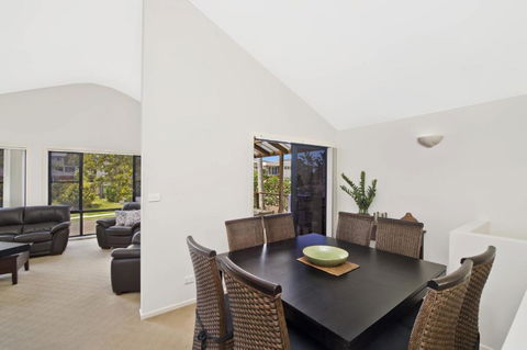 Amara 6 Wesley Avenue - Tourism TAS 3