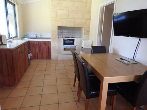 Lazy Lobster Holiday Units & Chalets - Tourism TAS 6