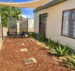 Cute Private Studio Flat with AIRCON - Tourism TAS