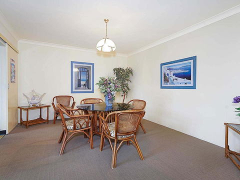 St Tropez Unit 9 The Entrance NSW - Hobart Tourism 6