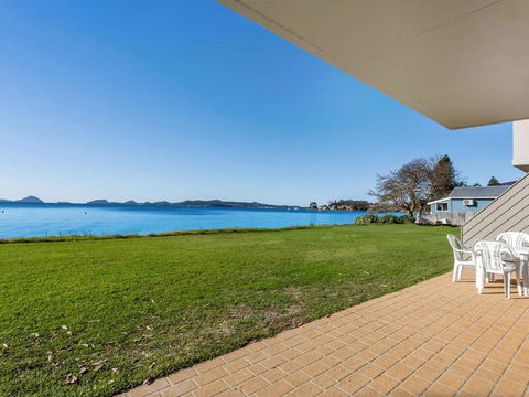 Soldiers Point Road Harbourside Unit 02 07 - Tourism TAS 6