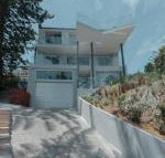 Spectacular Bilgola Beachhouse - Hobart Tourism