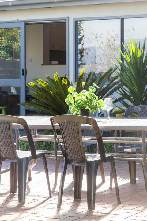 Relax In San Remo - Tourism TAS 3