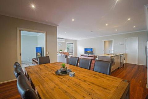 Nautical Rise Torquay - Tourism TAS 4