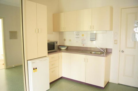 Accommodation On Denham - Tourism TAS 5