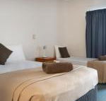 Accommodation on Denham - Tourism TAS
