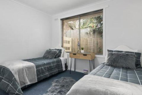 Elkie Villa 2 Bedroom Unit Burnie - Hobart Tourism 7