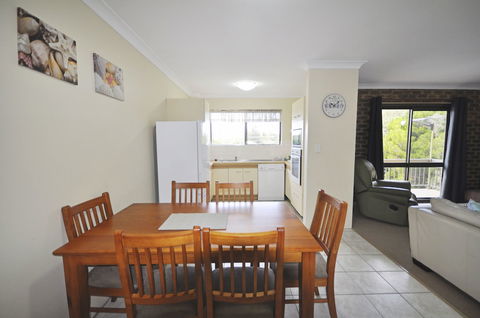 Sands Court On Boyd - Tourism TAS 5
