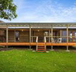 98 Ocean Parade Rustic Log Cabin - Hobart Tourism