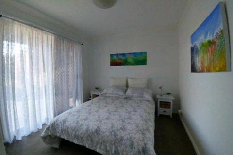 Ven & Marks Place - Tourism TAS 3